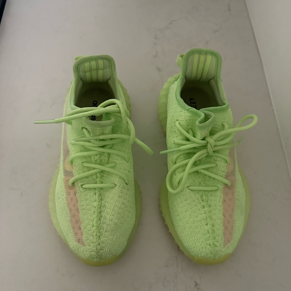Yeezy Boost 350 V2 GID 'Glow'